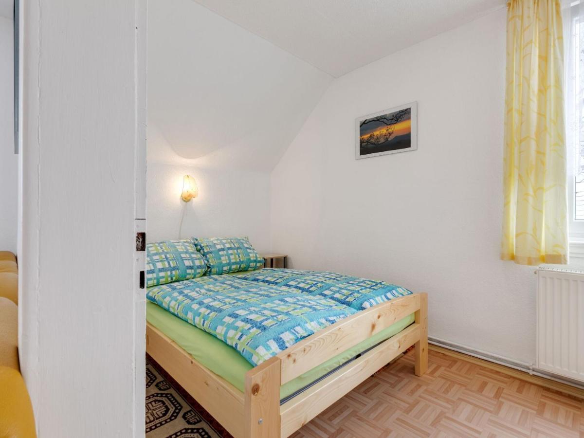 Cozy Apartment In Altenfeld With Garden 외부 사진