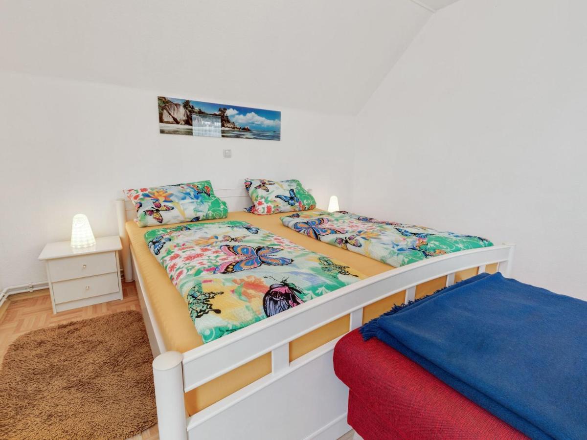 Cozy Apartment In Altenfeld With Garden 외부 사진