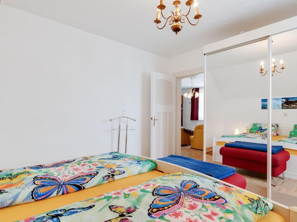 Cozy Apartment In Altenfeld With Garden 외부 사진